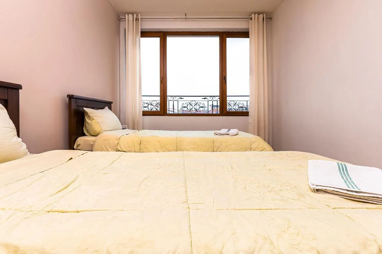 The Walnut 2Bd Apartment Plowdiw Bulgarien
